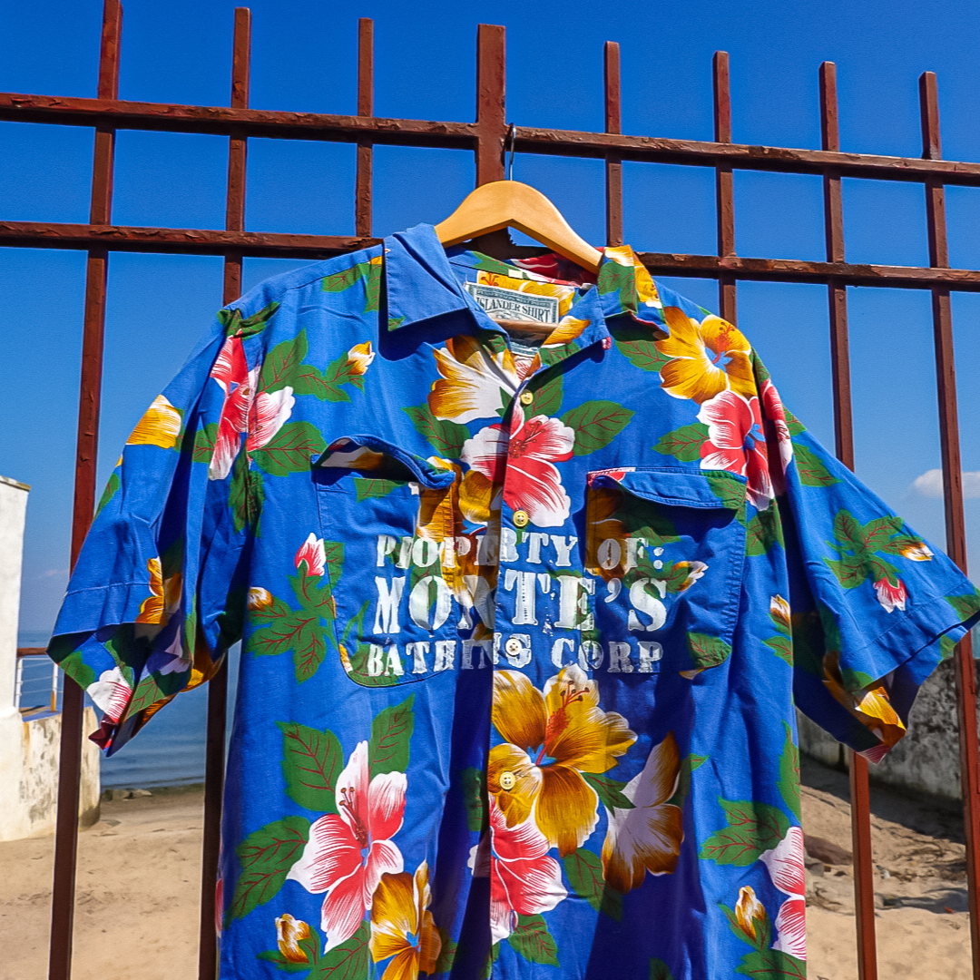 Islander Hawaiin Monte's Short Sleeve Button Up